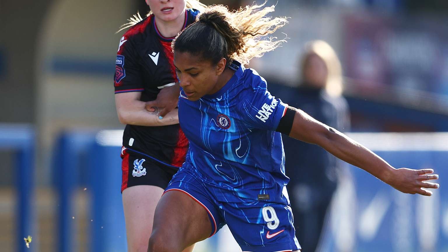 埃弗顿凭借 埃弗顿凭借