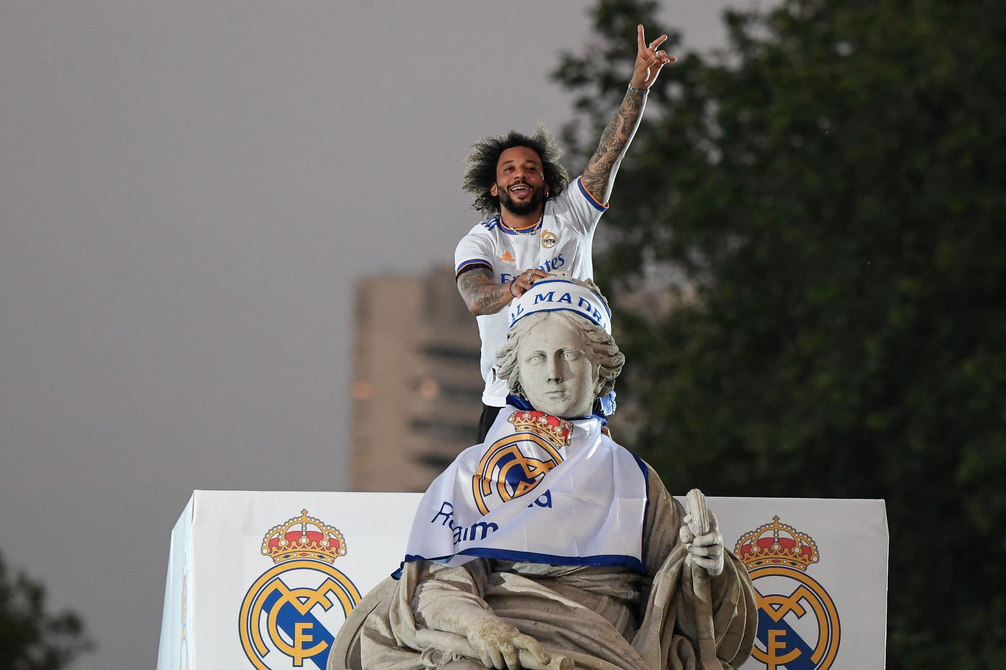 她的双料冠 她的双料冠